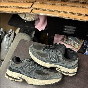 New Balance 2002r Black Gs